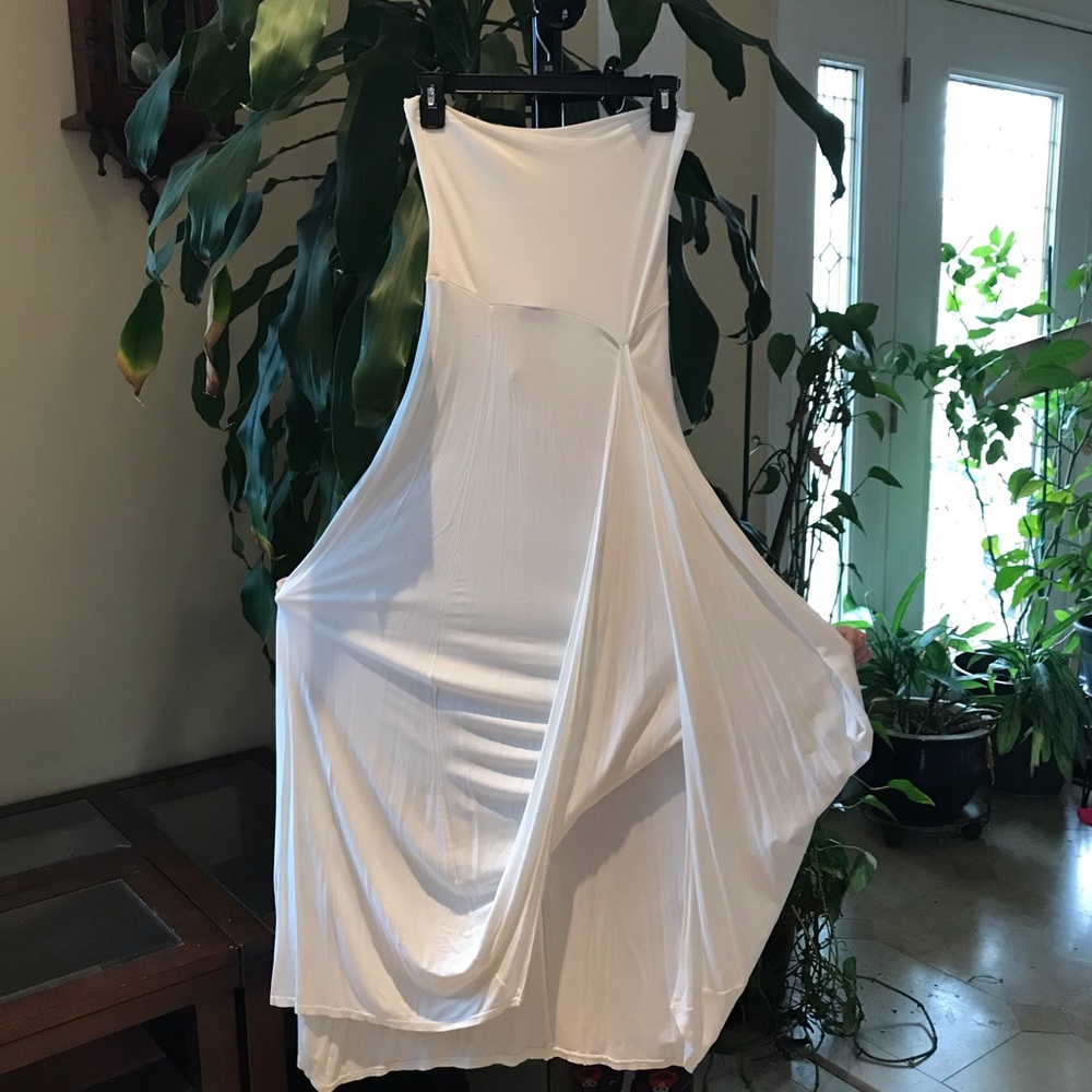 Flowy white skirt or dress